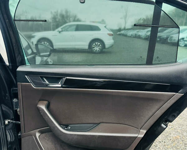 Черный Шкода Суперб, объемом двигателя 2 л и пробегом 270 тыс. км за 18500 $, фото 23 на Automoto.ua