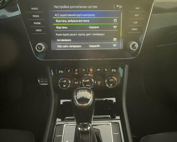 Черный Шкода Суперб, объемом двигателя 2 л и пробегом 158 тыс. км за 26900 $, фото 113 на Automoto.ua