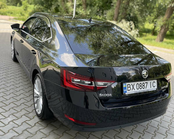 Чорний Шкода Суперб, об'ємом двигуна 1.97 л та пробігом 177 тис. км за 21900 $, фото 10 на Automoto.ua