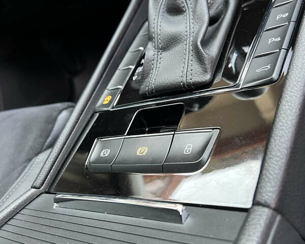 Чорний Шкода Суперб, об'ємом двигуна 2 л та пробігом 319 тис. км за 18500 $, фото 25 на Automoto.ua