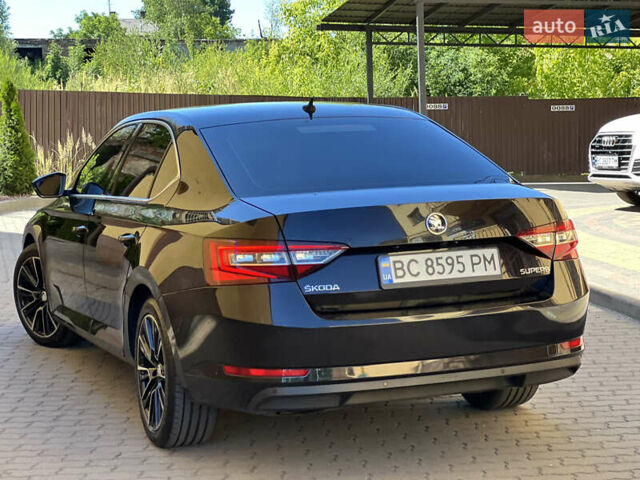Чорний Шкода Суперб, об'ємом двигуна 2 л та пробігом 319 тис. км за 18500 $, фото 6 на Automoto.ua