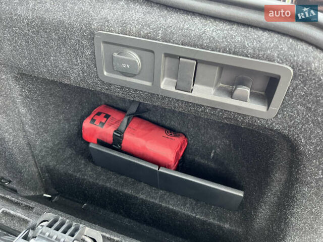 Чорний Шкода Суперб, об'ємом двигуна 2 л та пробігом 319 тис. км за 18500 $, фото 50 на Automoto.ua