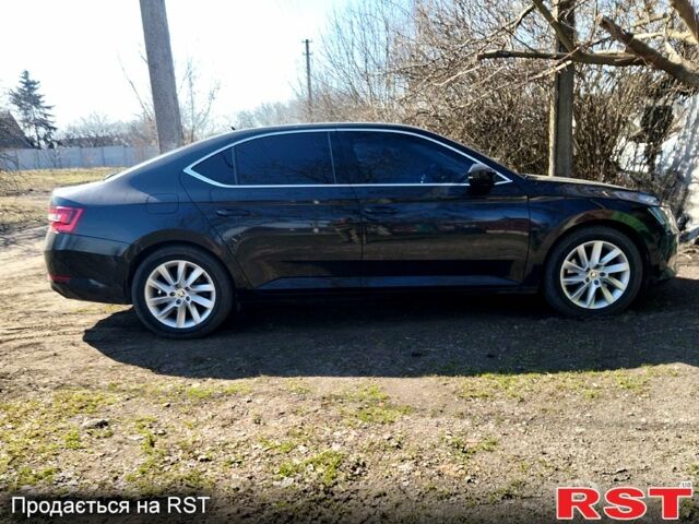 Черный Шкода Суперб, объемом двигателя 2 л и пробегом 210 тыс. км за 19800 $, фото 1 на Automoto.ua
