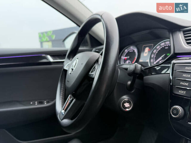 Черный Шкода Суперб, объемом двигателя 2 л и пробегом 178 тыс. км за 24900 $, фото 84 на Automoto.ua