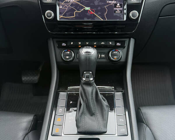 Черный Шкода Суперб, объемом двигателя 2 л и пробегом 178 тыс. км за 24900 $, фото 117 на Automoto.ua