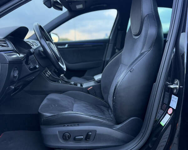 Черный Шкода Суперб, объемом двигателя 2 л и пробегом 158 тыс. км за 26900 $, фото 65 на Automoto.ua