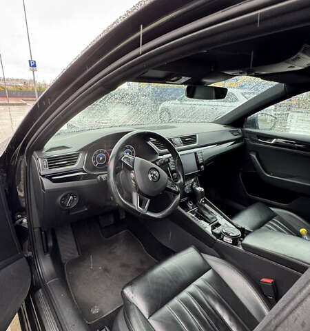 Чорний Шкода Суперб, об'ємом двигуна 1.97 л та пробігом 262 тис. км за 22800 $, фото 5 на Automoto.ua