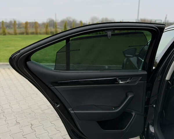 Черный Шкода Суперб, объемом двигателя 2 л и пробегом 178 тыс. км за 24900 $, фото 102 на Automoto.ua