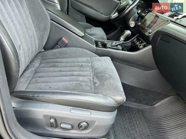 Чорний Шкода Суперб, об'ємом двигуна 2 л та пробігом 319 тис. км за 18500 $, фото 31 на Automoto.ua