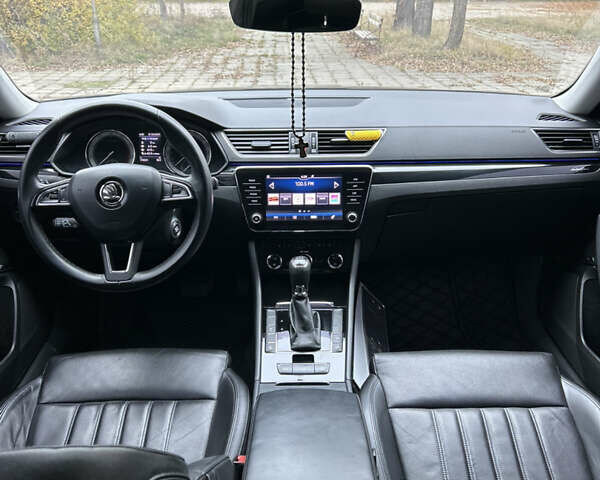 Черный Шкода Суперб, объемом двигателя 1.98 л и пробегом 174 тыс. км за 17500 $, фото 15 на Automoto.ua