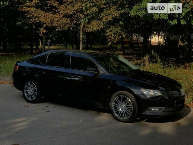 Черный Шкода Суперб, объемом двигателя 1.97 л и пробегом 210 тыс. км за 17999 $, фото 2 на Automoto.ua