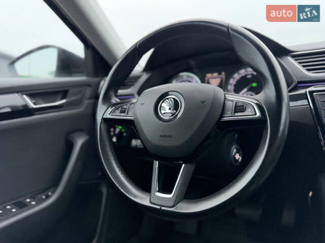 Черный Шкода Суперб, объемом двигателя 2 л и пробегом 178 тыс. км за 24900 $, фото 111 на Automoto.ua