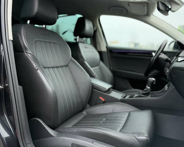 Черный Шкода Суперб, объемом двигателя 2 л и пробегом 178 тыс. км за 24900 $, фото 83 на Automoto.ua