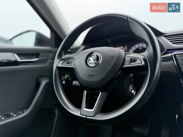 Черный Шкода Суперб, объемом двигателя 2 л и пробегом 178 тыс. км за 24900 $, фото 113 на Automoto.ua