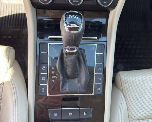 Шкода Суперб 2017 в Львове на Automoto.ua Черный Шкода Суперб, объемом двигателя 1.97 л и пробегом 275 тыс. км за 19000 $, фото 4 на Automoto.ua