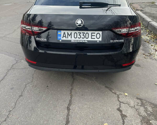 Шкода Суперб 2017 у Житомирі на Automoto.ua Чорний Шкода Суперб, об'ємом двигуна 1.97 л та пробігом 340 тис. км за 16800 $, фото 7 на Automoto.ua