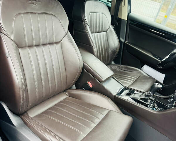 Черный Шкода Суперб, объемом двигателя 2 л и пробегом 270 тыс. км за 18500 $, фото 15 на Automoto.ua