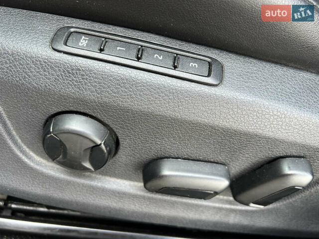 Чорний Шкода Суперб, об'ємом двигуна 2 л та пробігом 319 тис. км за 18500 $, фото 26 на Automoto.ua