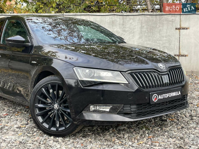 Черный Шкода Суперб, объемом двигателя 1.97 л и пробегом 262 тыс. км за 20990 $, фото 1 на Automoto.ua