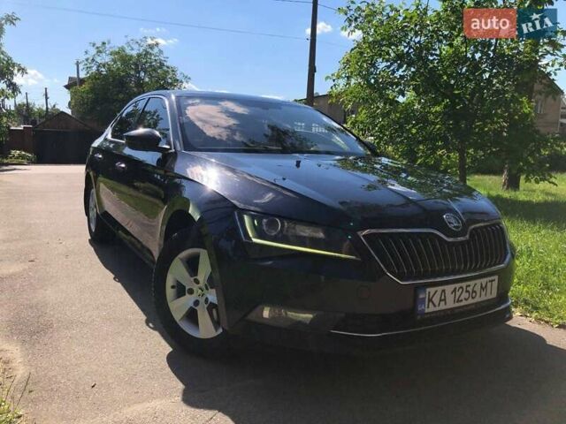 Черный Шкода Суперб, объемом двигателя 1.8 л и пробегом 220 тыс. км за 15499 $, фото 6 на Automoto.ua