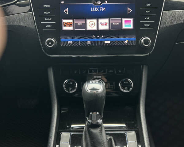 Черный Шкода Суперб, объемом двигателя 1.98 л и пробегом 174 тыс. км за 17500 $, фото 18 на Automoto.ua