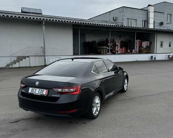 Черный Шкода Суперб, объемом двигателя 1.97 л и пробегом 280 тыс. км за 16750 $, фото 12 на Automoto.ua