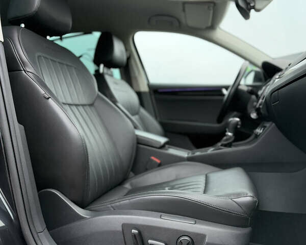 Черный Шкода Суперб, объемом двигателя 2 л и пробегом 178 тыс. км за 24900 $, фото 82 на Automoto.ua