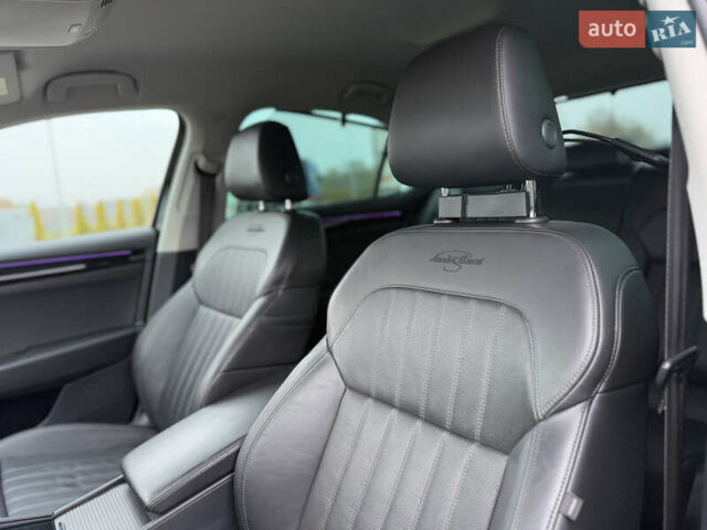 Черный Шкода Суперб, объемом двигателя 2 л и пробегом 178 тыс. км за 24900 $, фото 69 на Automoto.ua