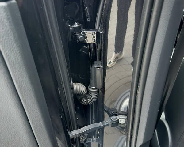 Черный Шкода Суперб, объемом двигателя 2 л и пробегом 178 тыс. км за 24900 $, фото 130 на Automoto.ua