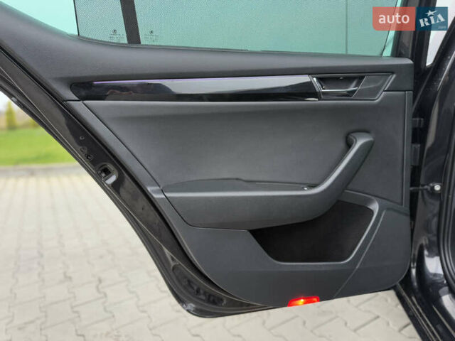 Черный Шкода Суперб, объемом двигателя 2 л и пробегом 178 тыс. км за 24900 $, фото 103 на Automoto.ua