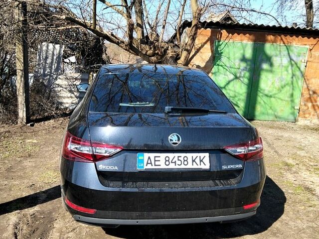 Черный Шкода Суперб, объемом двигателя 2 л и пробегом 210 тыс. км за 19800 $, фото 10 на Automoto.ua