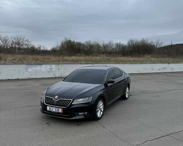 Черный Шкода Суперб, объемом двигателя 1.97 л и пробегом 280 тыс. км за 16750 $, фото 2 на Automoto.ua
