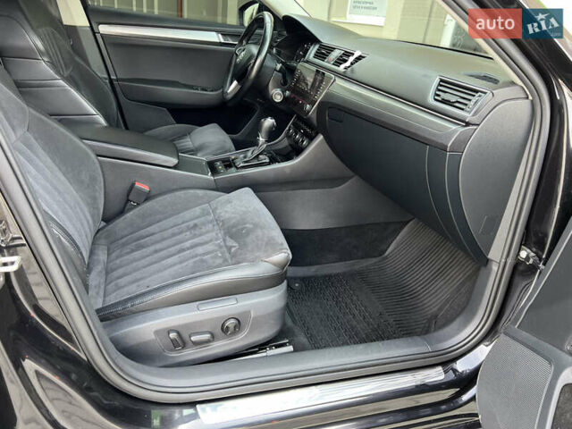 Чорний Шкода Суперб, об'ємом двигуна 2 л та пробігом 319 тис. км за 18500 $, фото 33 на Automoto.ua