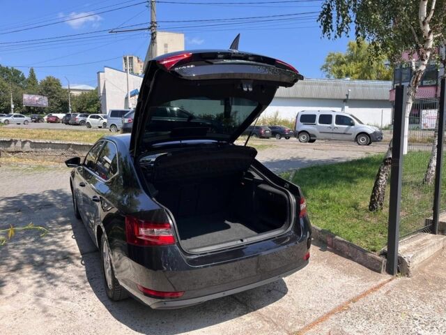 Чорний Шкода Суперб, об'ємом двигуна 2 л та пробігом 270 тис. км за 15500 $, фото 18 на Automoto.ua