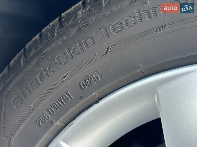 Чорний Шкода Суперб, об'ємом двигуна 1.97 л та пробігом 180 тис. км за 19900 $, фото 36 на Automoto.ua