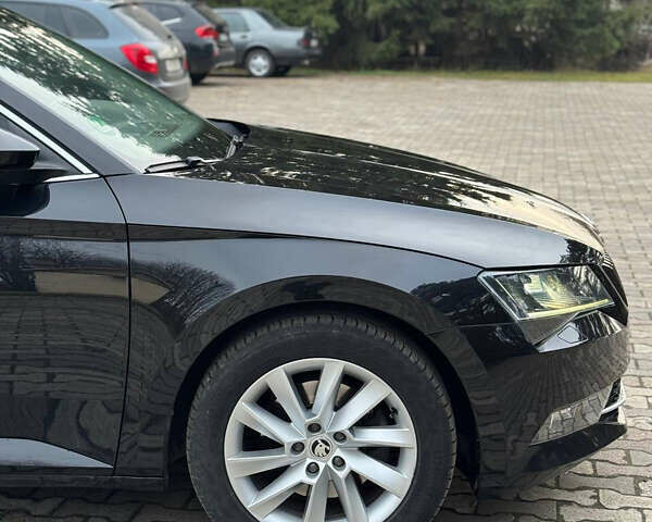 Черный Шкода Суперб, объемом двигателя 1.97 л и пробегом 184 тыс. км за 18700 $, фото 21 на Automoto.ua