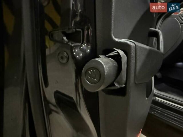 Черный Шкода Суперб, объемом двигателя 1.98 л и пробегом 98 тыс. км за 30500 $, фото 25 на Automoto.ua
