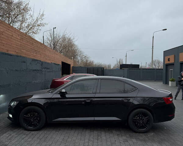 Чорний Шкода Суперб, об'ємом двигуна 1.97 л та пробігом 220 тис. км за 18400 $, фото 7 на Automoto.ua