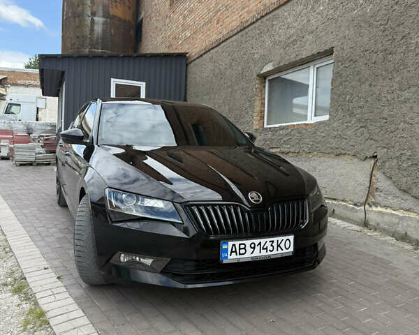 Черный Шкода Суперб, объемом двигателя 1.97 л и пробегом 255 тыс. км за 19000 $, фото 16 на Automoto.ua