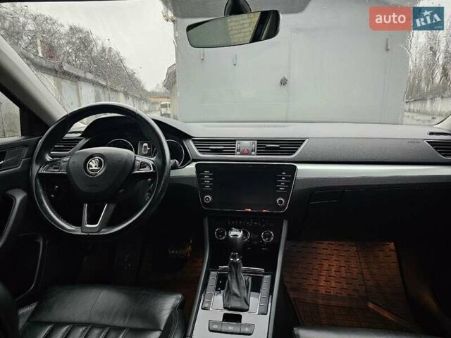 Черный Шкода Суперб, объемом двигателя 1.97 л и пробегом 200 тыс. км за 10900 $, фото 14 на Automoto.ua