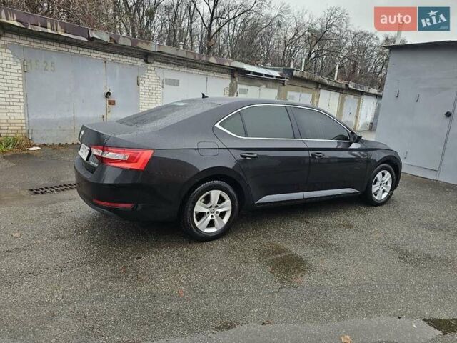 Черный Шкода Суперб, объемом двигателя 1.97 л и пробегом 200 тыс. км за 10900 $, фото 27 на Automoto.ua