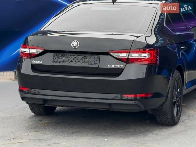 Черный Шкода Суперб, объемом двигателя 2 л и пробегом 180 тыс. км за 19999 $, фото 7 на Automoto.ua
