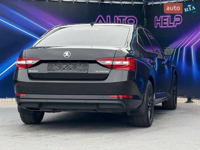 Черный Шкода Суперб, объемом двигателя 2 л и пробегом 180 тыс. км за 19999 $, фото 6 на Automoto.ua