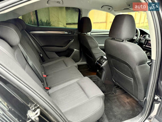 Черный Шкода Суперб, объемом двигателя 1.97 л и пробегом 265 тыс. км за 18999 $, фото 28 на Automoto.ua