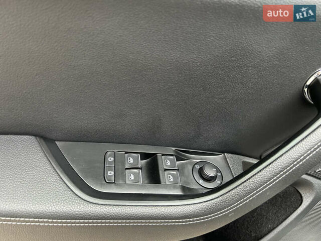 Черный Шкода Суперб, объемом двигателя 2 л и пробегом 253 тыс. км за 19900 $, фото 42 на Automoto.ua