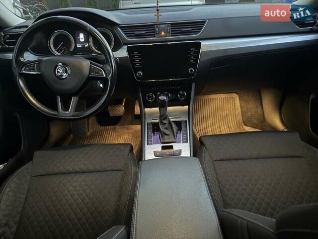Чорний Шкода Суперб, об'ємом двигуна 1.97 л та пробігом 259 тис. км за 23800 $, фото 7 на Automoto.ua