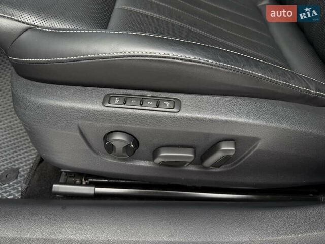 Черный Шкода Суперб, объемом двигателя 1.97 л и пробегом 149 тыс. км за 31500 $, фото 12 на Automoto.ua