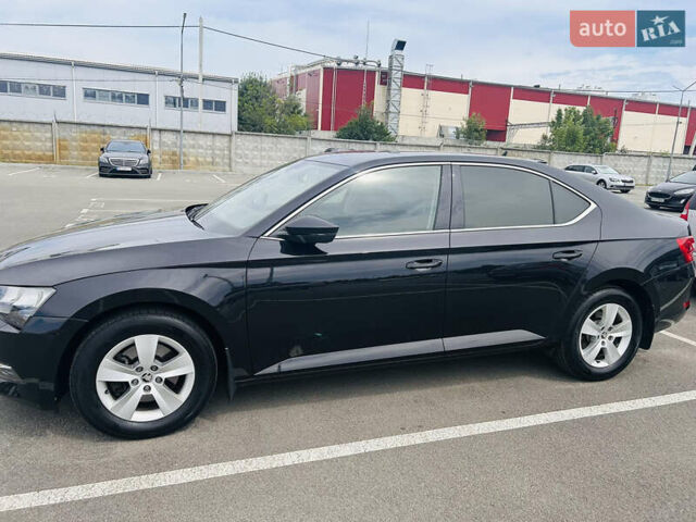 Чорний Шкода Суперб, об'ємом двигуна 1.8 л та пробігом 159 тис. км за 17450 $, фото 17 на Automoto.ua