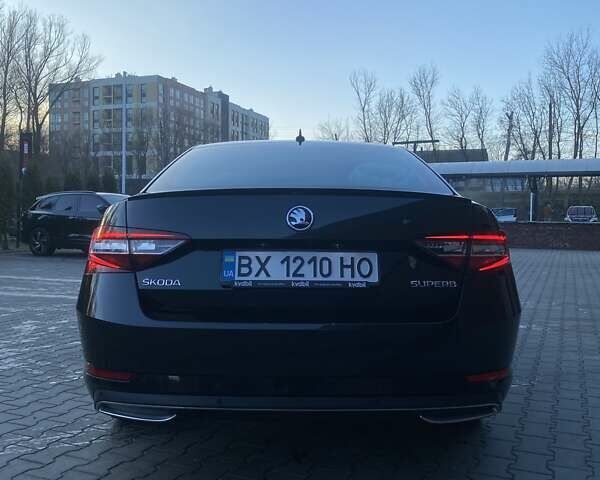 Черный Шкода Суперб, объемом двигателя 1.97 л и пробегом 110 тыс. км за 29499 $, фото 4 на Automoto.ua