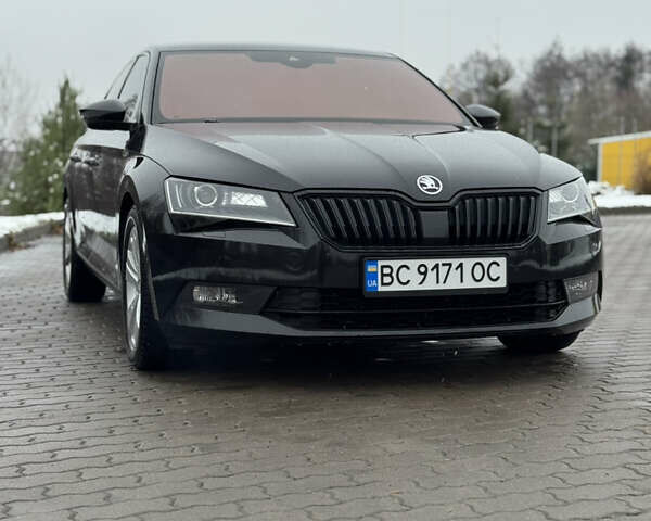 Черный Шкода Суперб, объемом двигателя 1.97 л и пробегом 190 тыс. км за 30499 $, фото 2 на Automoto.ua